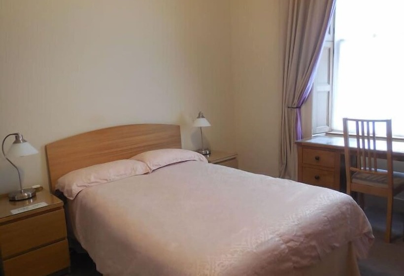 민박 Pincerna Rooms