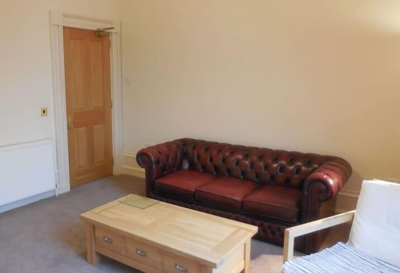 민박 Pincerna Rooms