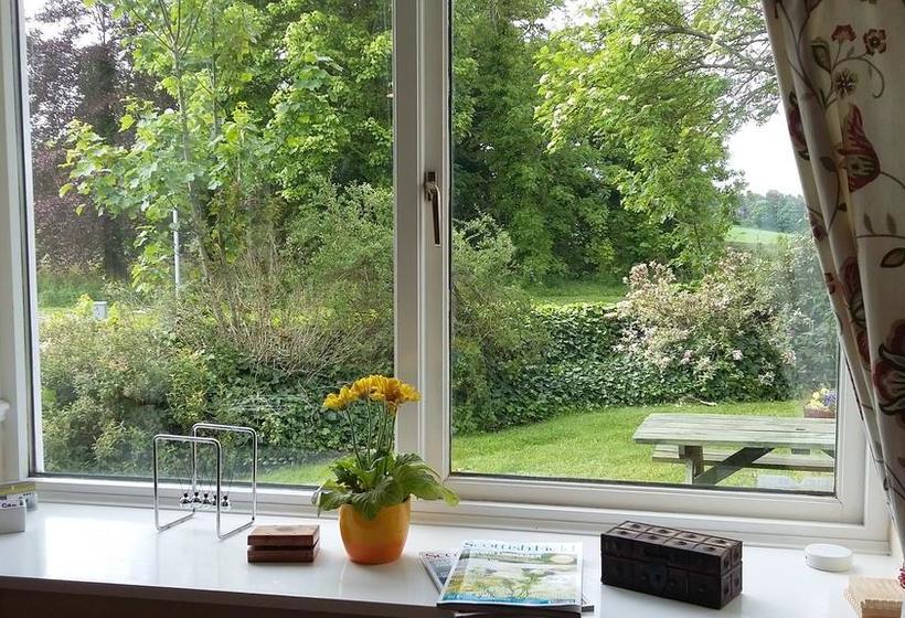 تختخواب و صبحانه Goldilands