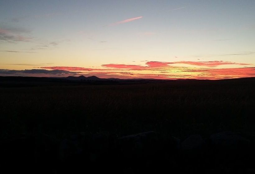 تختخواب و صبحانه Goldilands