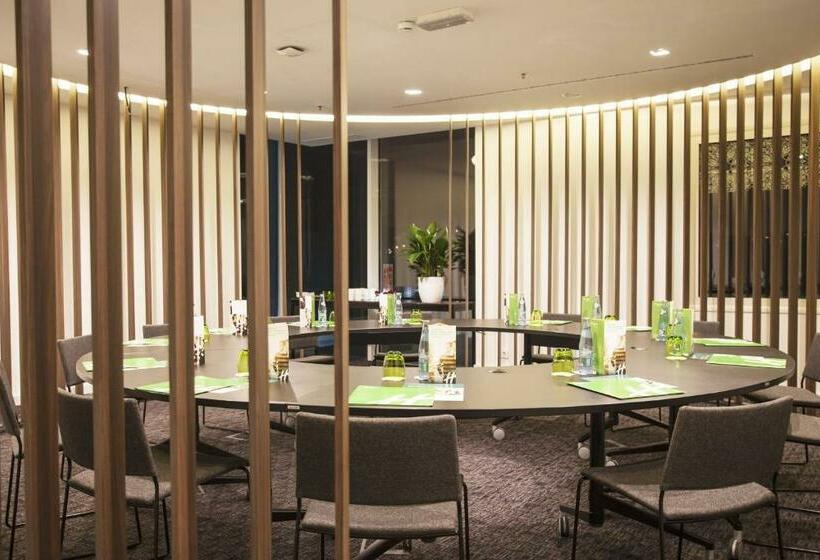 هتل Holiday Inn Algiers   Cheraga Tower By Ihg