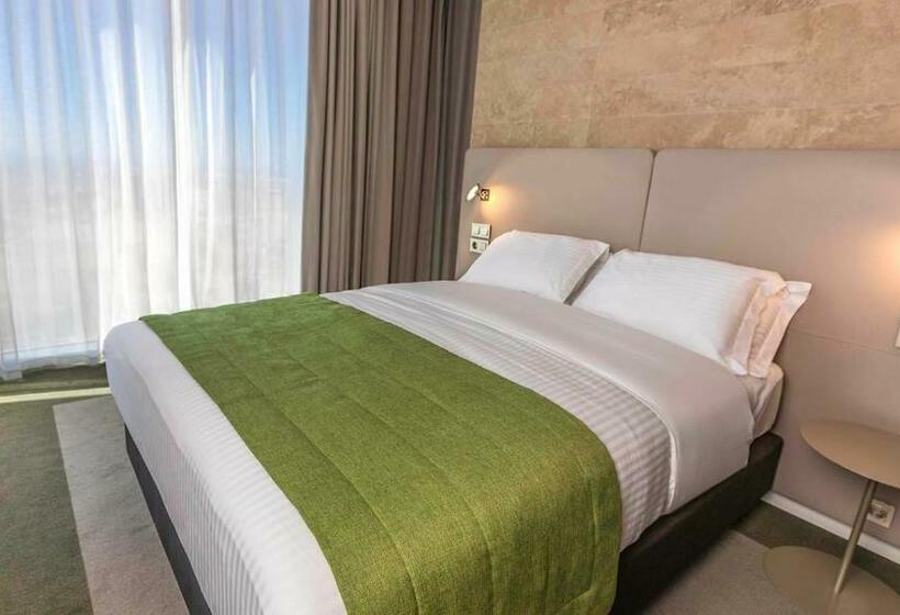 هتل Holiday Inn Algiers   Cheraga Tower By Ihg