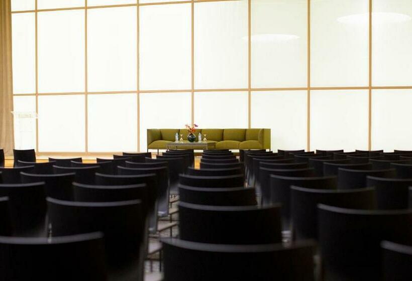 هتل Holiday Inn Algiers   Cheraga Tower By Ihg