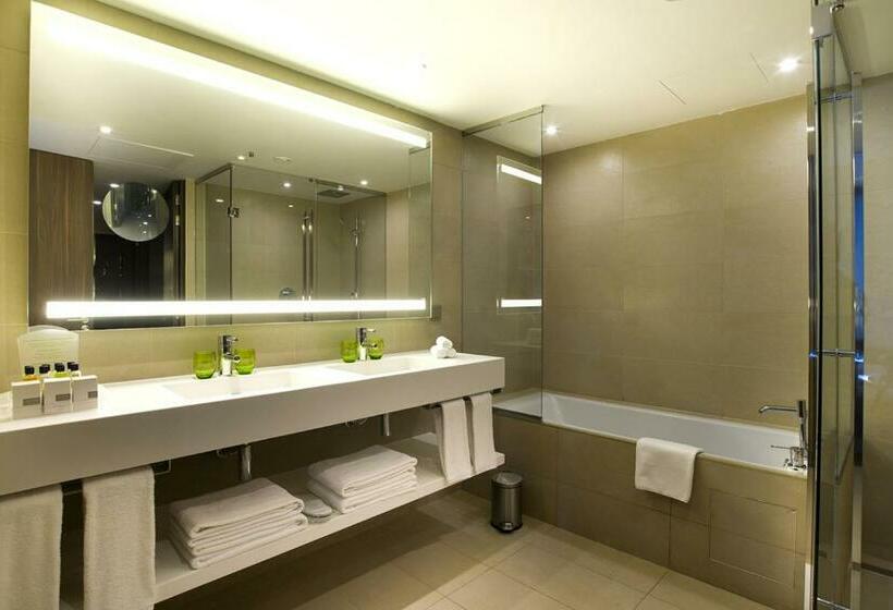 هتل Holiday Inn Algiers   Cheraga Tower By Ihg