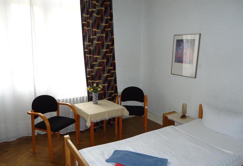 مسافرخانه Austriana