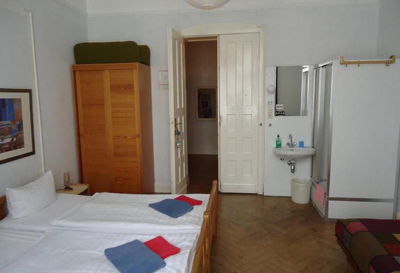 مسافرخانه Austriana