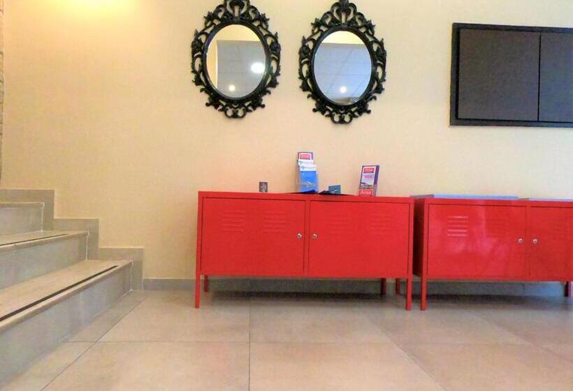 Achillion Hotel Piraeus