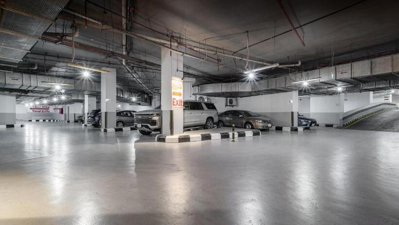 Отель Al Kiswah Towers