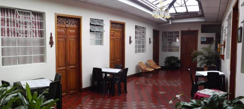 Отель Alcayata Colonial