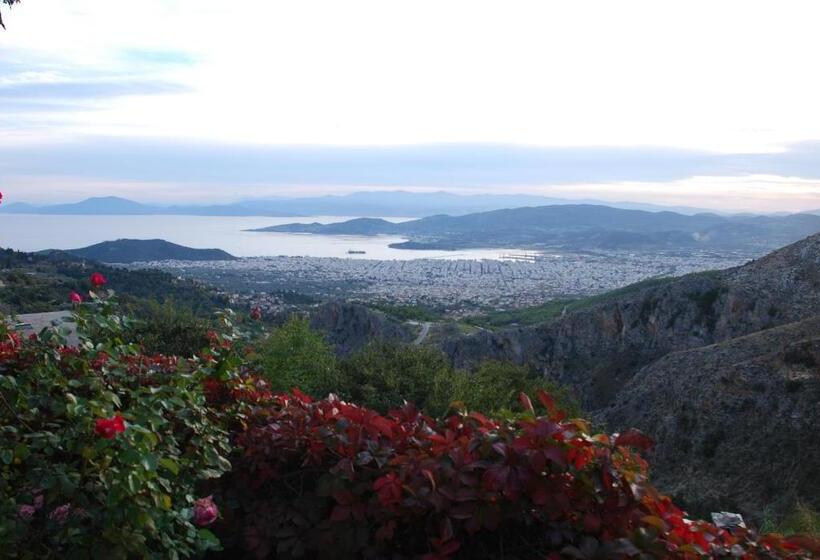 فندق Archontiko Stafylopati