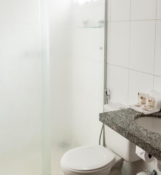 בית מלון כפרי Astor