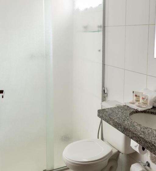 בית מלון כפרי Astor