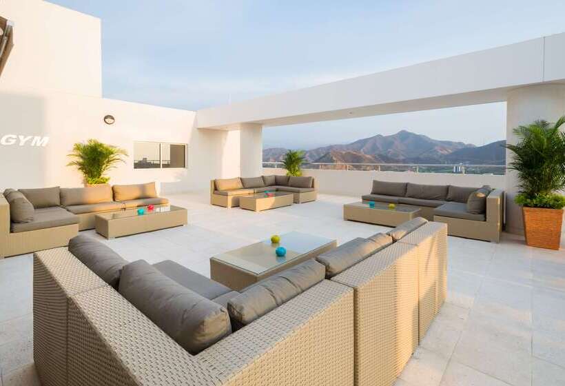 Отель Best Western Plus Santa Marta