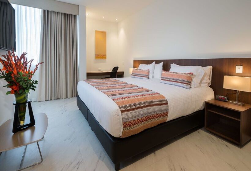 Отель Best Western Plus Santa Marta