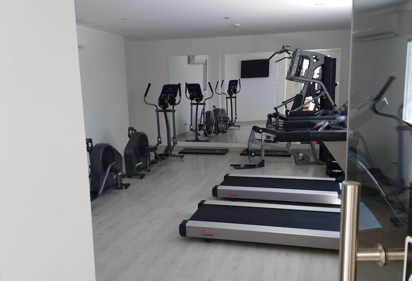 Отель Best Western Plus Santa Marta