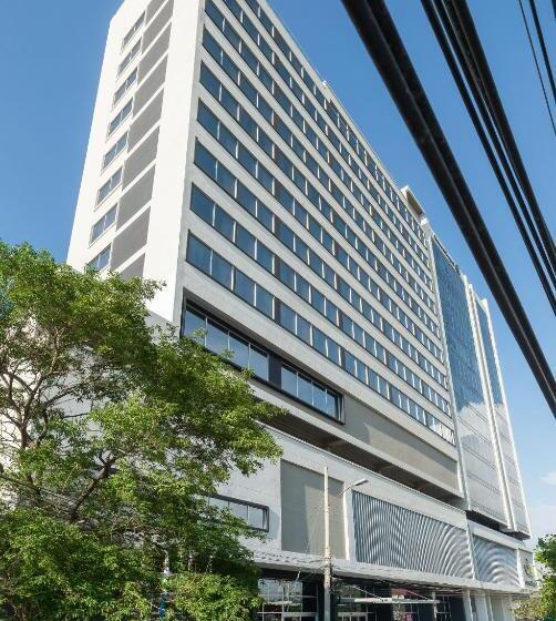 Отель Best Western Plus Santa Marta