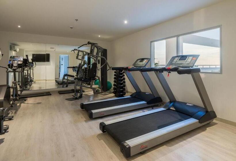 Отель Best Western Plus Santa Marta