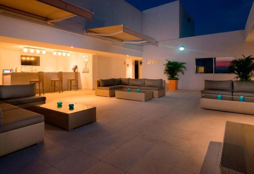 Отель Best Western Plus Santa Marta