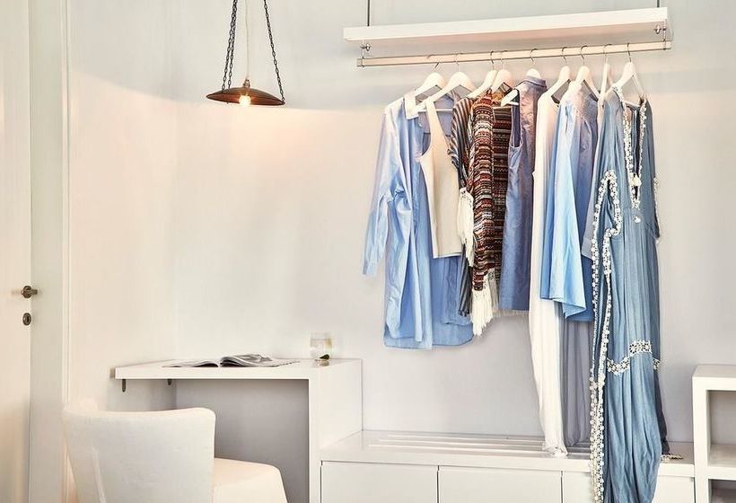 Отель Boho Suites