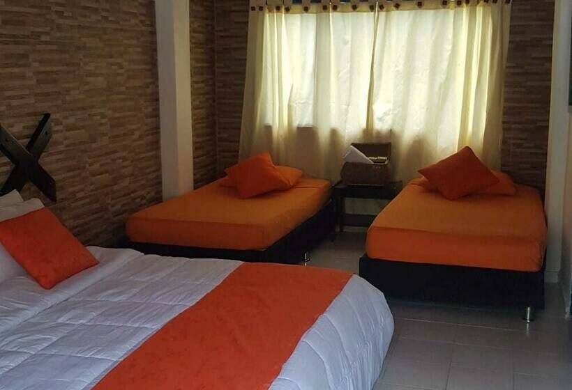 هتل Campestre La Herradura