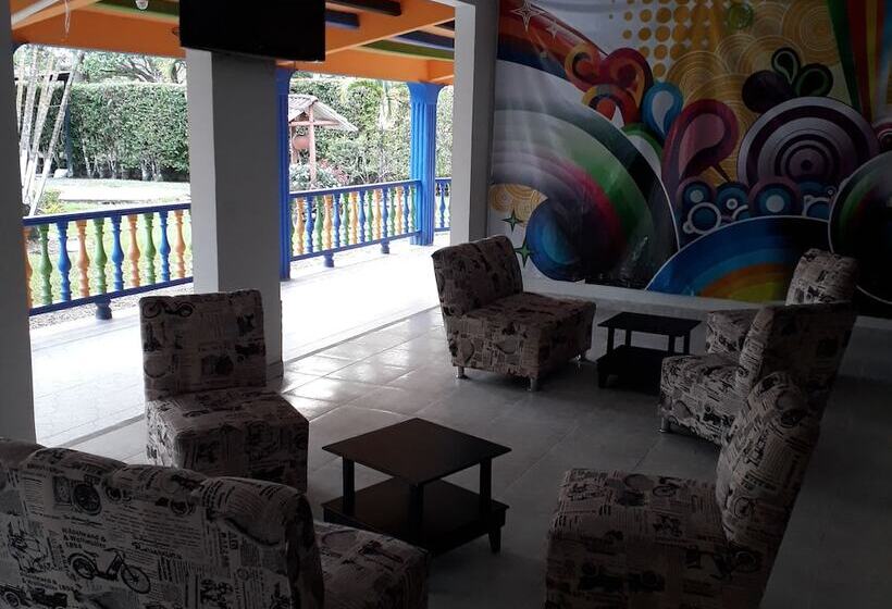 هتل Campestre La Herradura