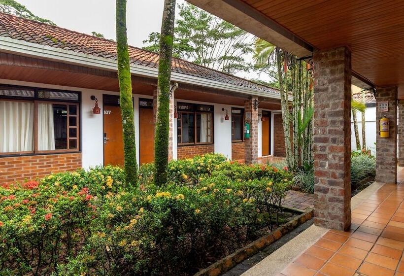 ホテル Campestre La Potra