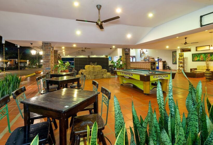 ホテル Campestre La Potra