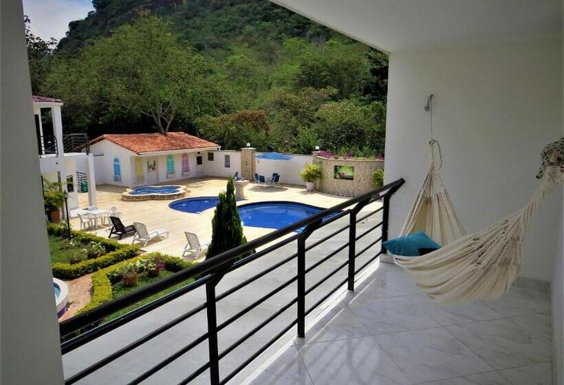 هتل Campestre Santa Catalina