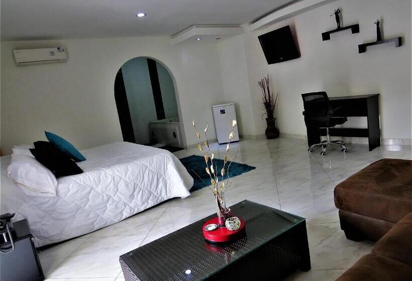 هتل Campestre Santa Catalina