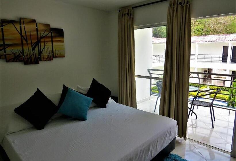 هتل Campestre Santa Catalina