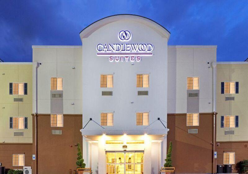 בית מלון כפרי Candlewood Suites   Lake Charles South, An Ihg