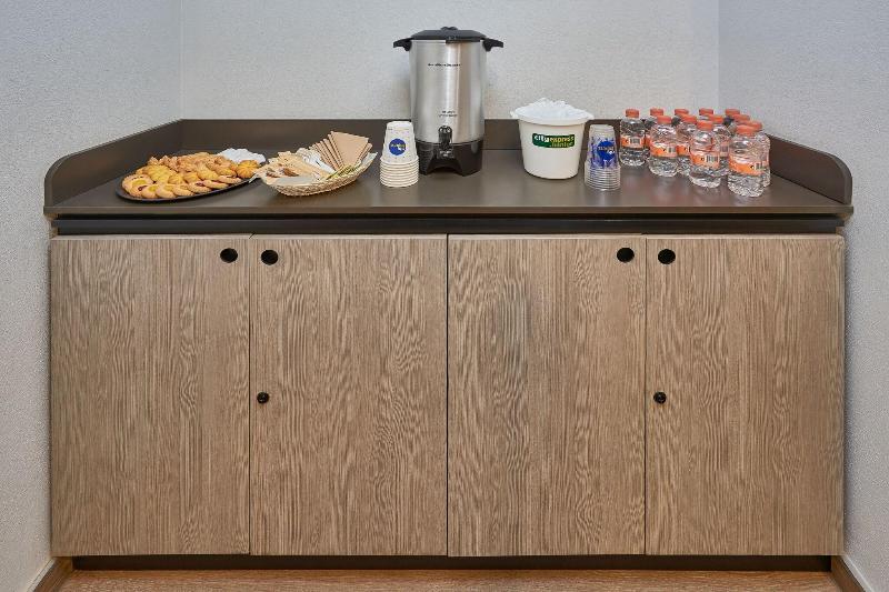 ホテル City Express Junior By Marriott Toluca Zona Industrial