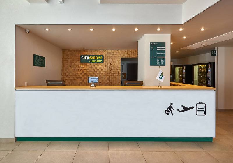ホテル City Express Junior By Marriott Toluca Zona Industrial