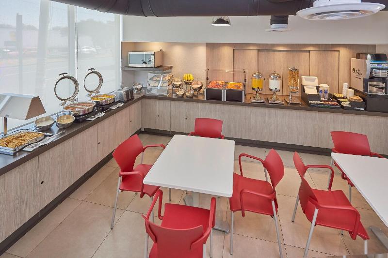 ホテル City Express Junior By Marriott Toluca Zona Industrial