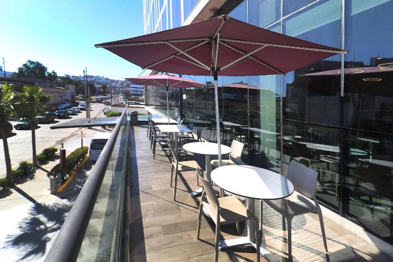 בית מלון כפרי City Express Suites By Marriott Tijuana Rio