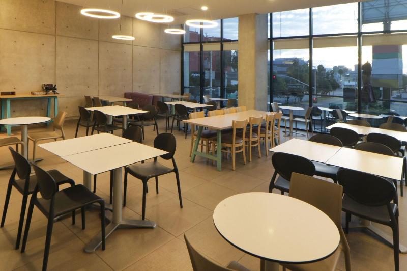 בית מלון כפרי City Express Suites By Marriott Tijuana Rio