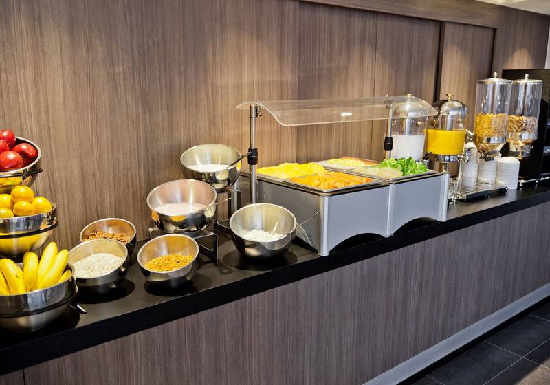 בית מלון כפרי City Express Suites By Marriott Tijuana Rio