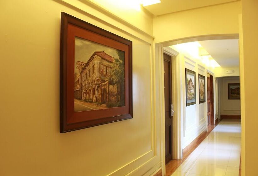 هتل Ciudad Fernandina