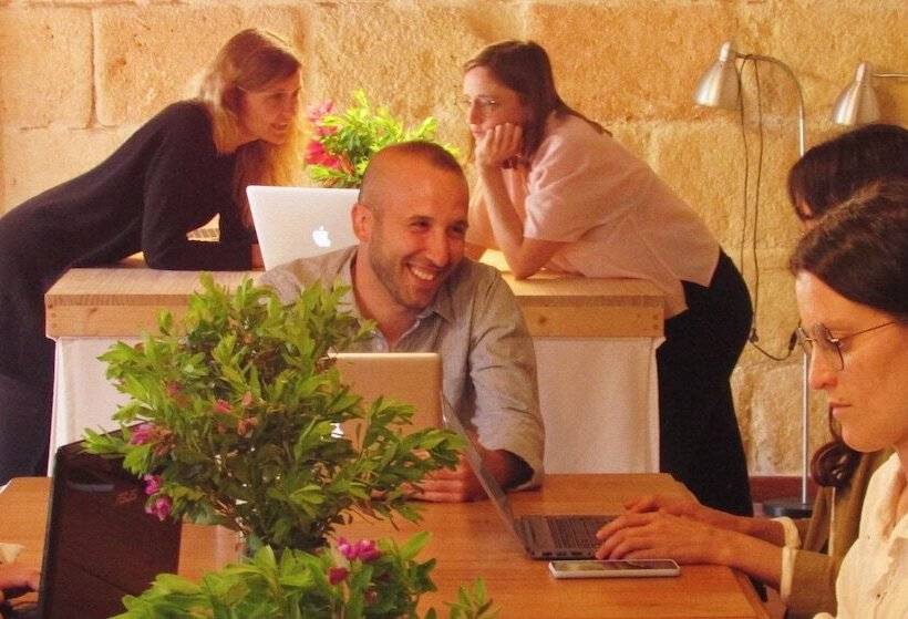 호텔 Coliving Add Livitum