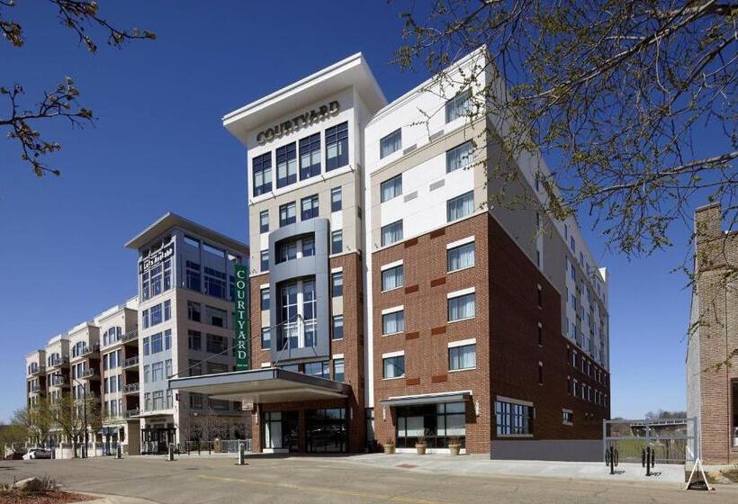 호텔 Courtyard By Marriott Akron Downtown