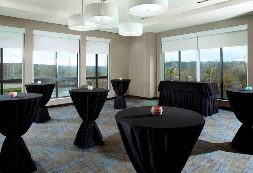 호텔 Courtyard By Marriott Akron Downtown