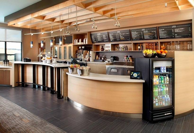 هتل Courtyard By Marriott Akron Downtown