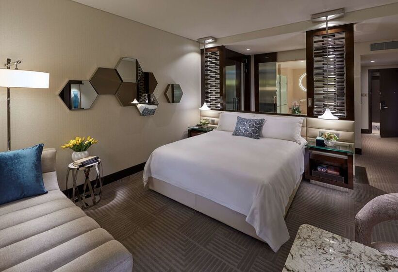 هتل Crown Towers Perth