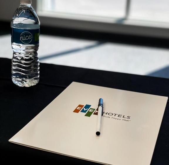 Even Hotel Omaha Downtown Old Market, An Ihg