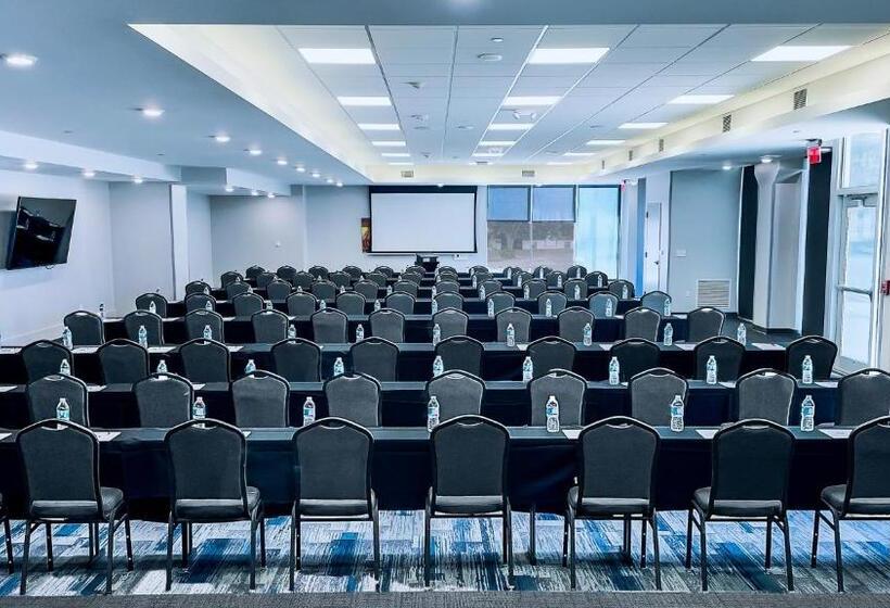 Even Hotel Omaha Downtown Old Market, An Ihg