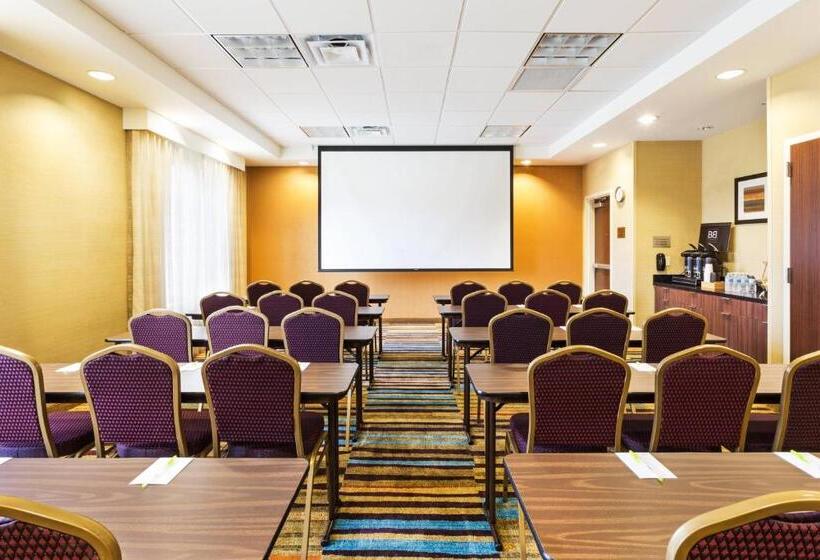 בית מלון כפרי Fairfield Inn & Suites By Marriott Johnson City