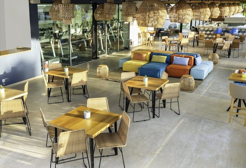 בית מלון כפרי Fiesta Inn Playa Del Carmen