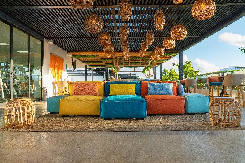 Отель Fiesta Inn Playa Del Carmen