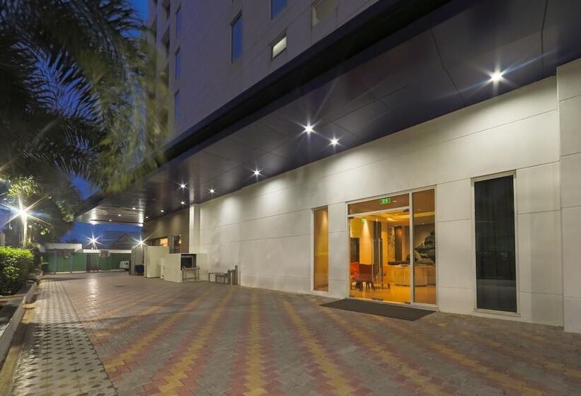 Hotel Four Points By Sheraton Chennai Omr
