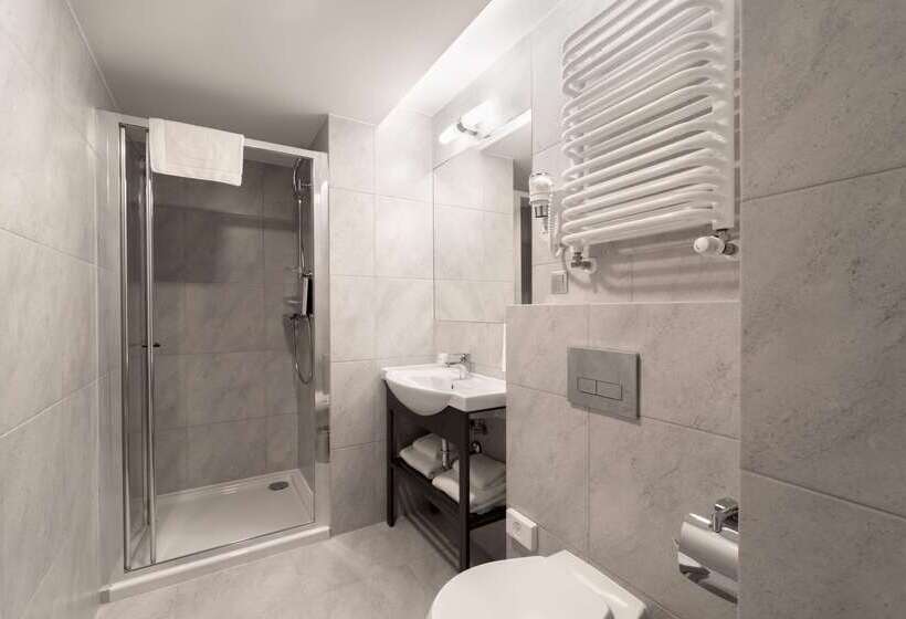 호텔 Golden Tulip Krakow Kazimierz